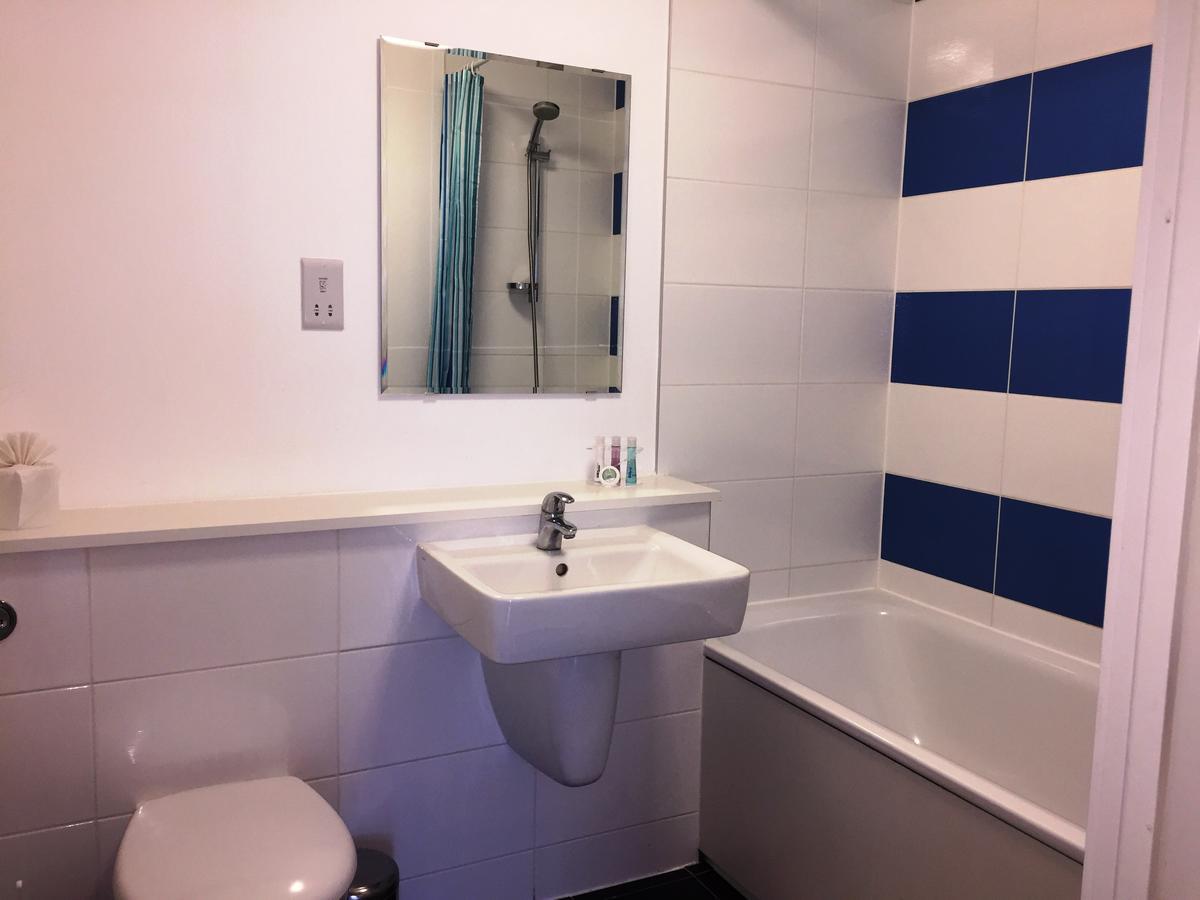 Linx Apartments Skyline Plaza Basingstoke Exterior foto